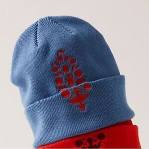 NWT! Free People Movement Iconic Buti Beanie Embroidered Logo Holiday Outdoors
